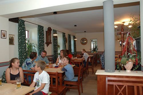 Hotel Zur Schonen Aussicht Feldkirchen-Westerham Exterior foto